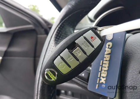 2016 Nissan Maxima 3.5 Platinum/3.5 S/3.5 Sl/3.5 Sr/3.5 Sv z USA, uszkodzony, nr VIN 1N4AA6AP9GC444573